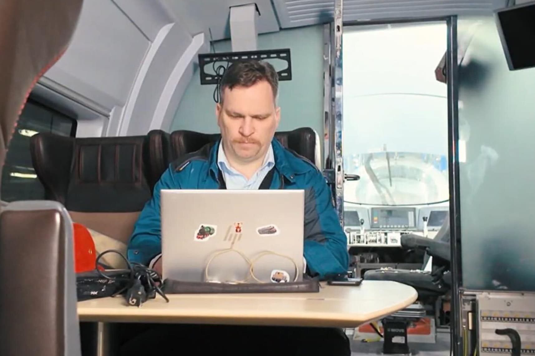 Специалисты ВСМ-Сервис на испытаниях бортовой системы безопасности для поезда ВСМ 